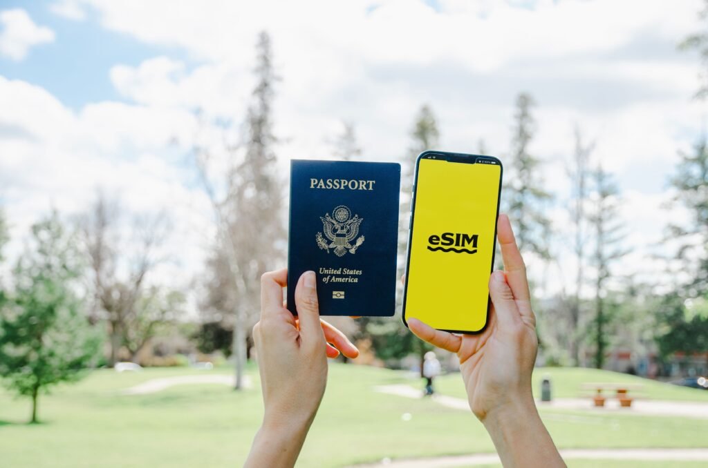Planning Your Next Trip? Why UK Travellers Are Turning to eSIMs